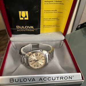 Bulova Accutron Steel Silver 1969 34mm